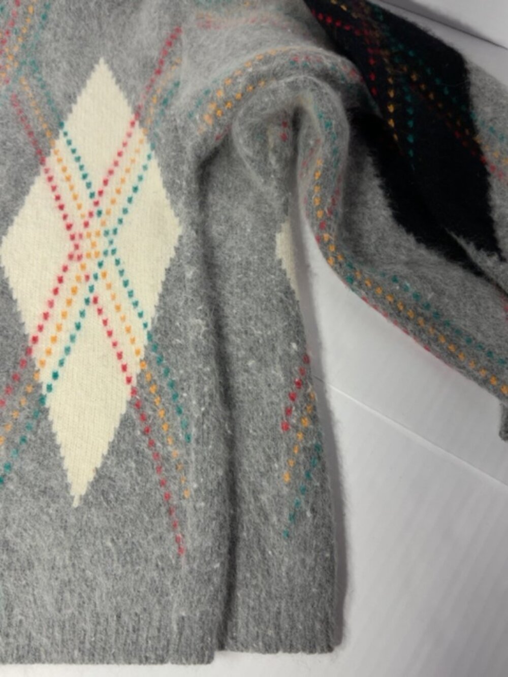 Vintage 80's Casual Corner Angora Lambswool Argyle Sweater Size M Made Hong Kong - Picture 6 of 6